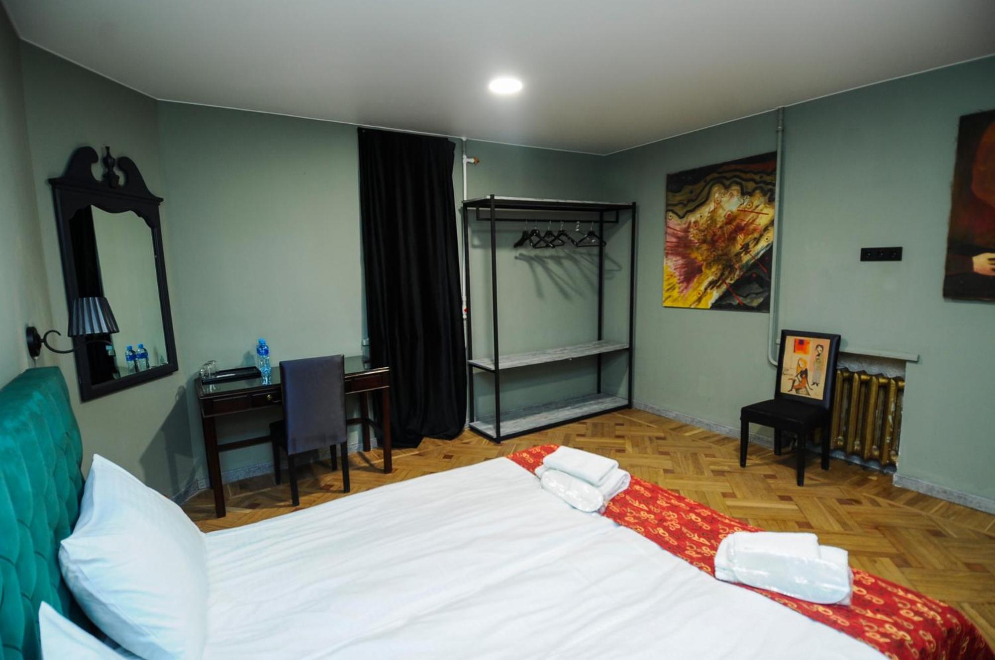 Art Hotel Home Tbilisi Ngoại thất bức ảnh