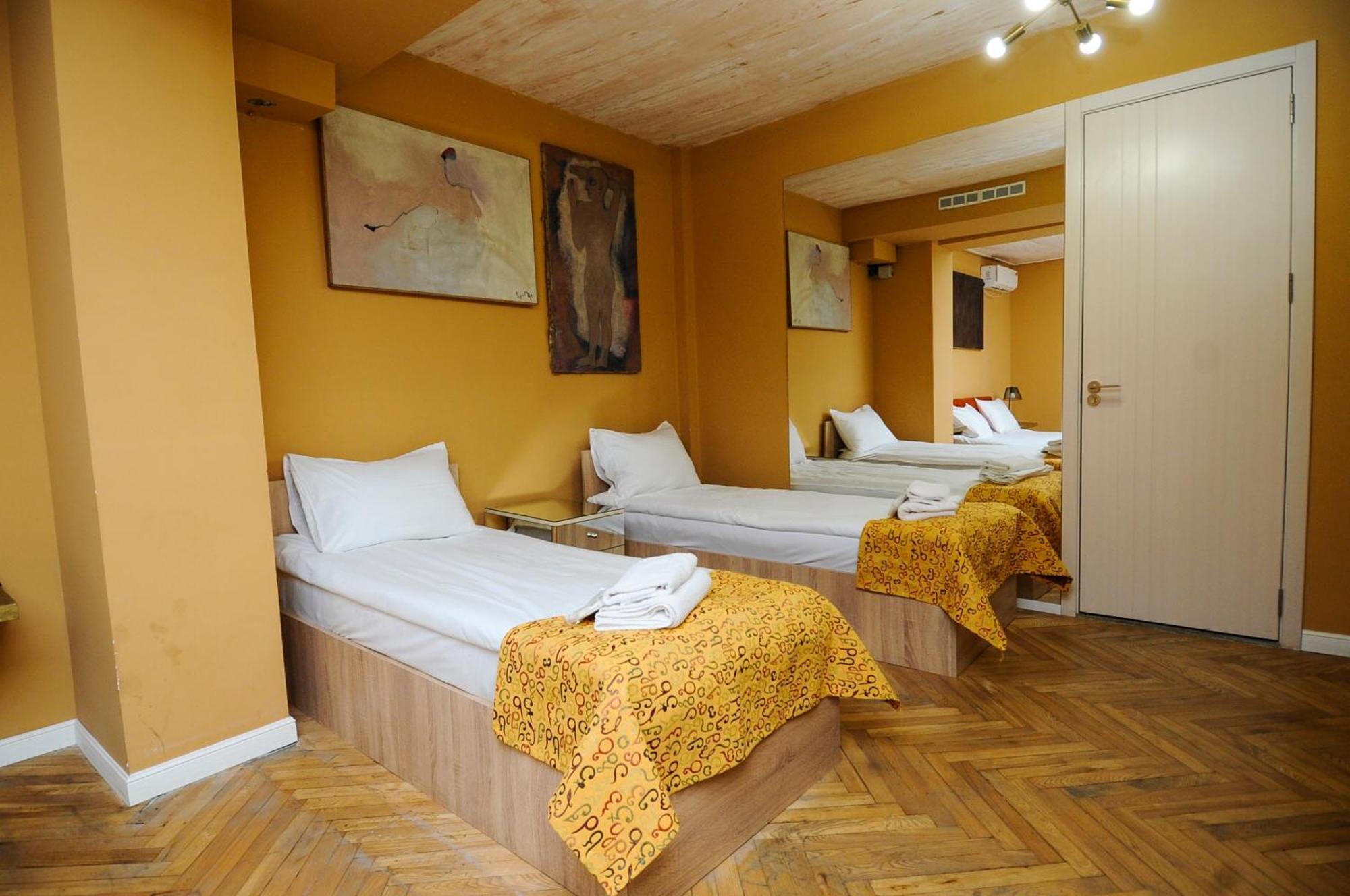 Art Hotel Home Tbilisi Ngoại thất bức ảnh