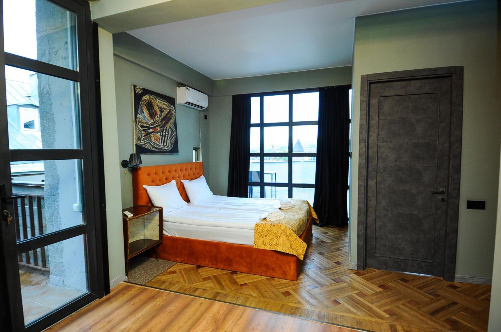 Art Hotel Home Tbilisi Ngoại thất bức ảnh